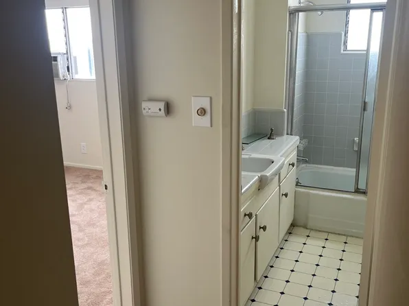 9119 Cashio St #3, Los Angeles, CA 90035