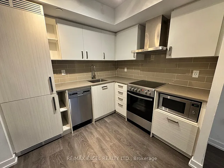 125 Redpath Ave #1007 — Photo 7