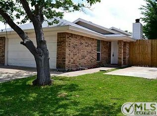 5118 Lakeridge Ct, Garland, TX 75043