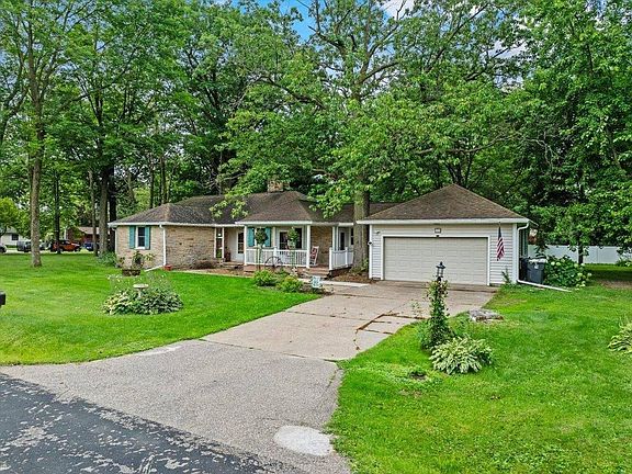 3rd image of 718 S Drake Ave