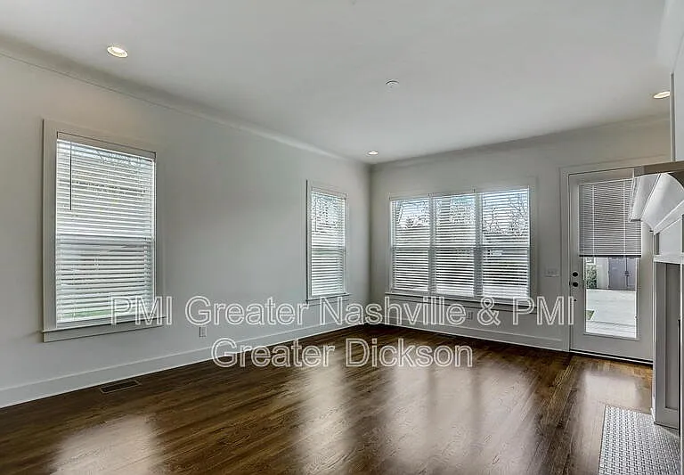 1113 Park St — Photo 39