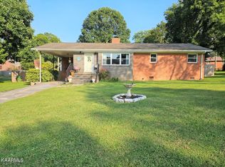 306 Brannon Dr, Maryville, TN 37803