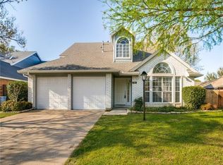 721 Timbercreek Dr, Hurst, TX 76053