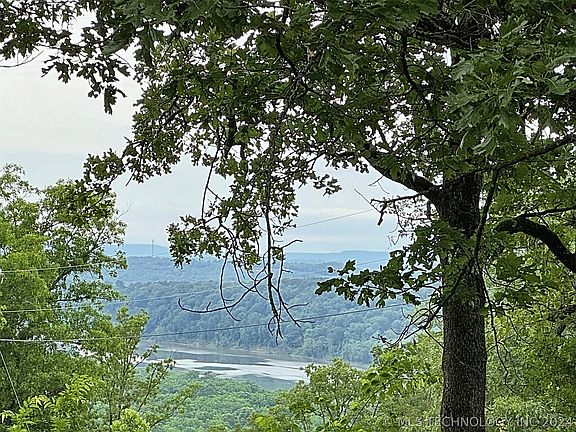 3rd image of 23022 E Horseshoe Bend Rd