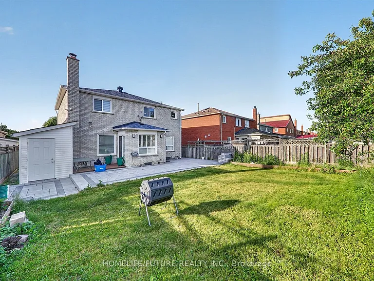 37 Elson St #UPPER — Photo 36