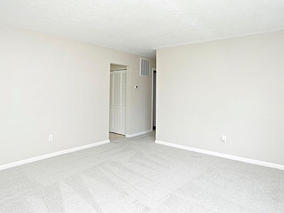 3rd image of 1733 Benwood Dr