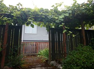 4113 Evanston Ave N, Seattle, WA 98103