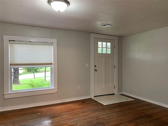 2nd image of 1612 S Duncan Ave