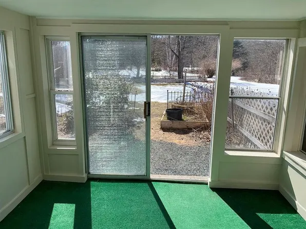 14 James Foster Rd #A, Hartland, VT 05048