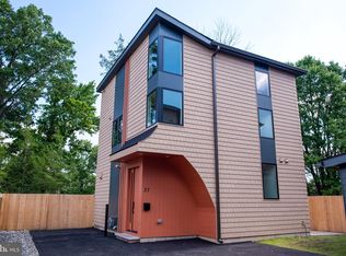 37 Oakland St #2, Princeton, NJ 08540