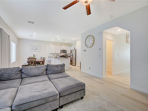 5th image of 4474 Zara Point Ave