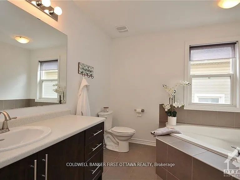 505 Bretby Cres — Photo 15