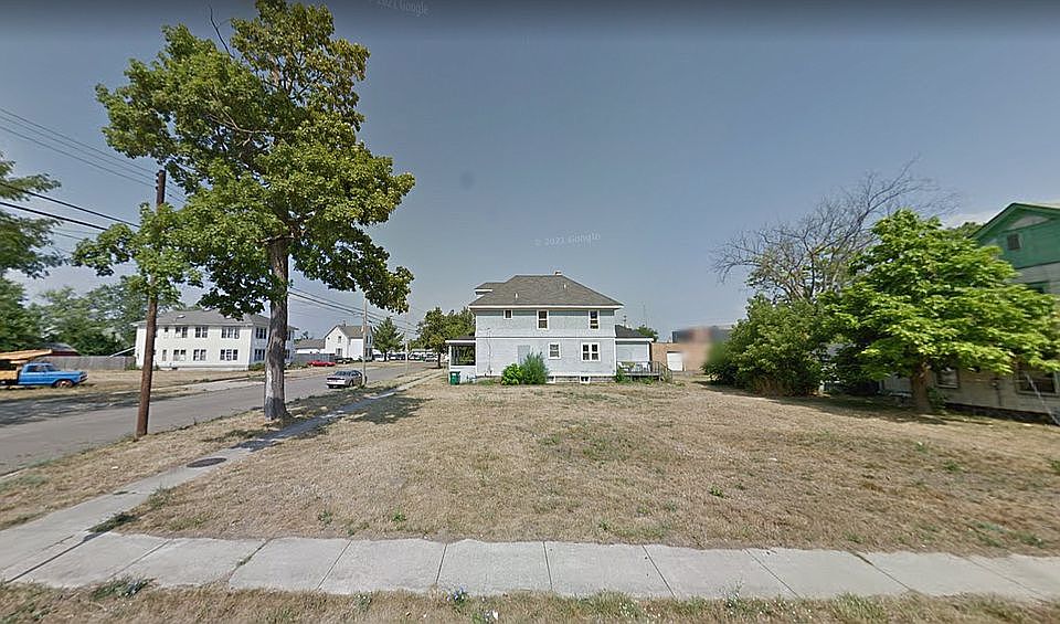 1st image of 144 Green St