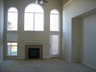4th image of 13536 Valencia Dr