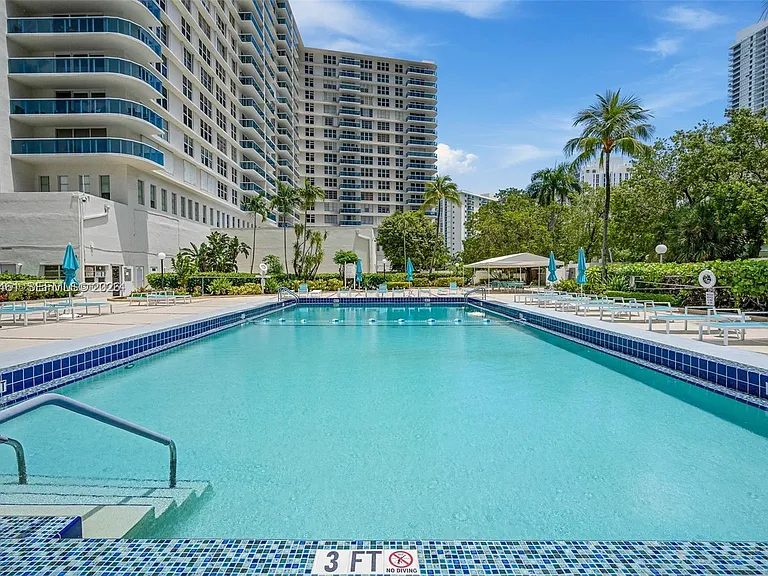 3800 S Ocean Dr #1716 — Photo 30