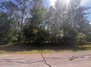 907 Hurricane Ct, New Bern, NC 28560