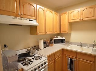 39 Hemenway St APT 6, Boston, MA 02115