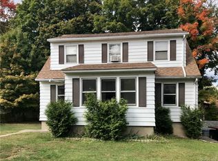 21 Mercer St, Middletown, NY 10940