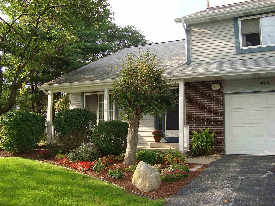 1st image of 18199 Crownhill Dr