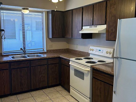 3rd image of 4619 E Camino St Unit 1 & 2