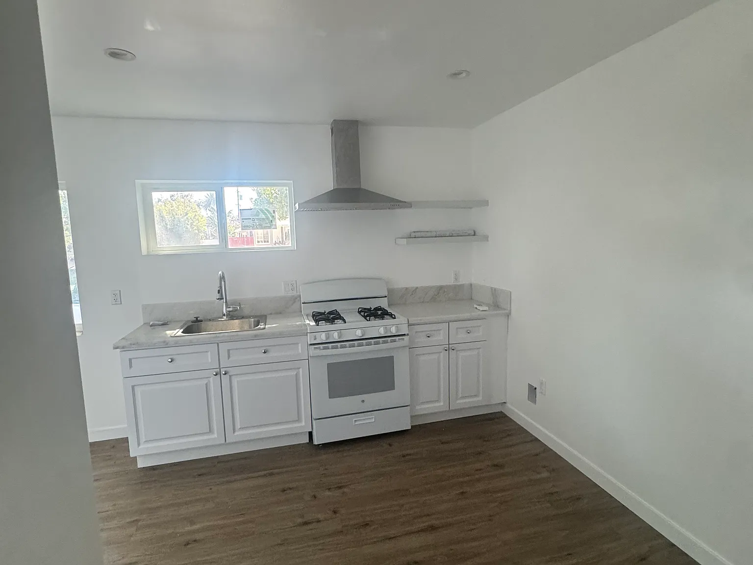 1 bed, 525 sqft, $2,095 — Photo 3