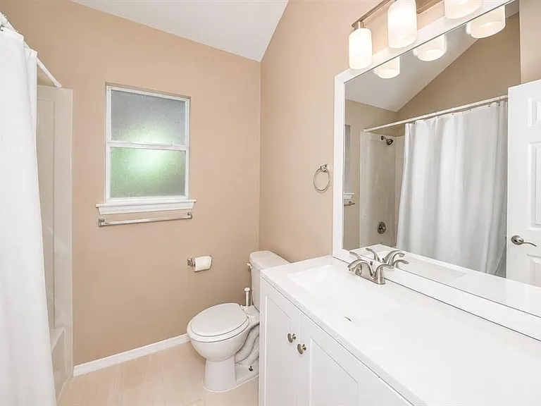 3904 Granby Ln — Photo 20
