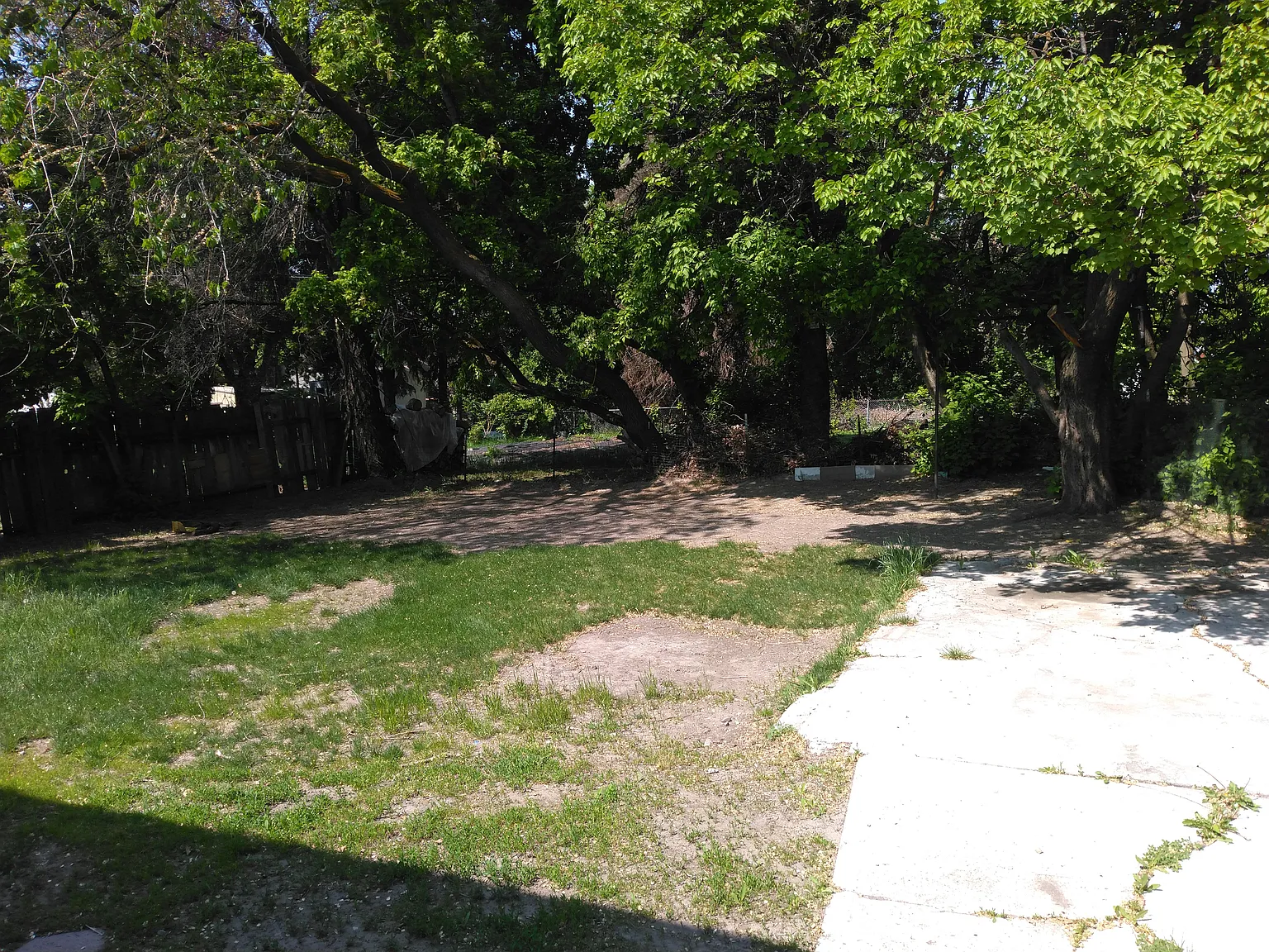 6 bed, 2800 sqft, $1,650 — Photo 4