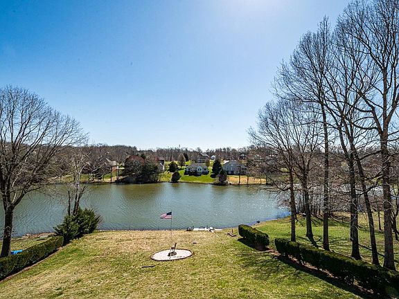 3rd image of 214 Swan Ln Lot 158