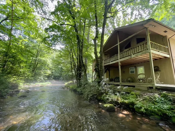 5161 W Buffalo Rd, Robbinsville, NC 28771