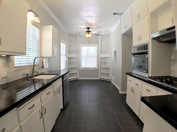 Marble and granite kitchen