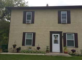 4081 Old Grand Ave, Gurnee, IL 60031