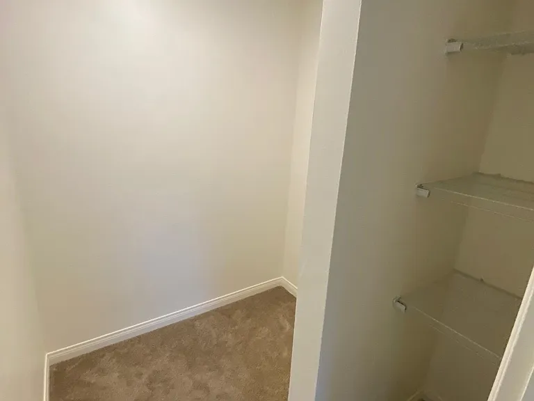 562 Hermes Ave — Photo 13