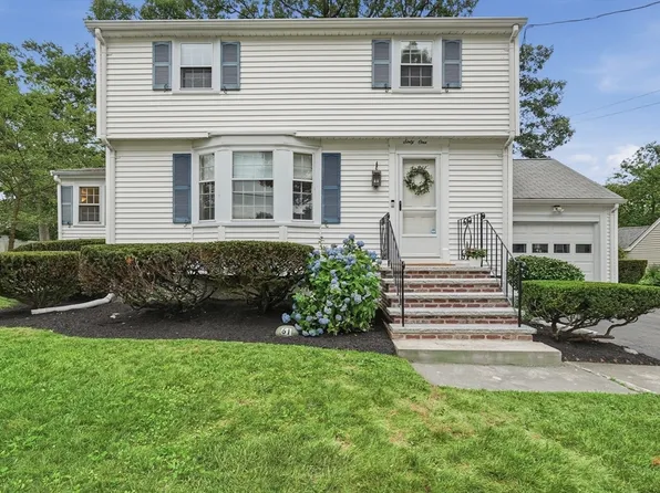 61 Gay St, Norwood, MA 02062