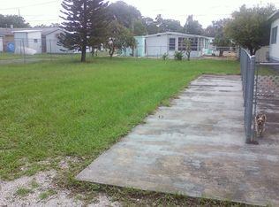 Patriot Ln, Holiday, FL 34690