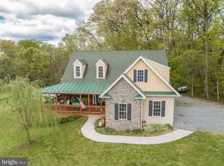 3794 Bullfrog Rd, Taneytown, MD 21787