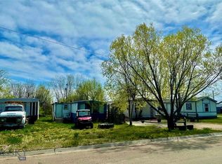 730 Utah St, Chinook, MT 59523