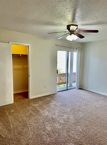 4321 Loire Dr #D — Photo 10