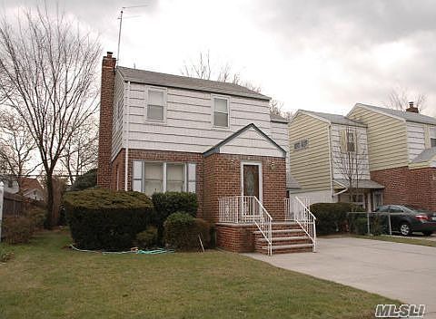 1st image of 13 Diamond St