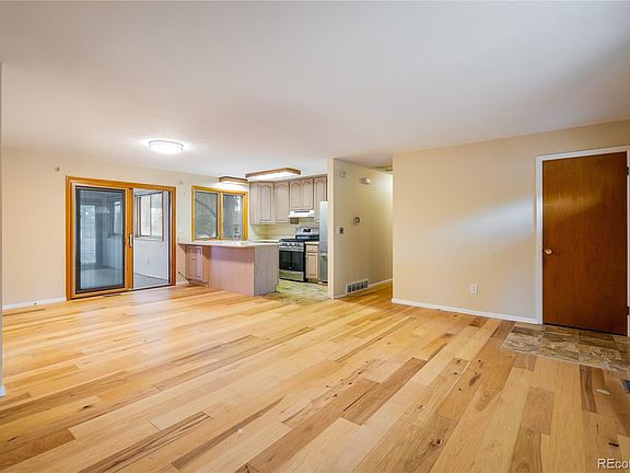 5th image of 7646 Concord Drive
