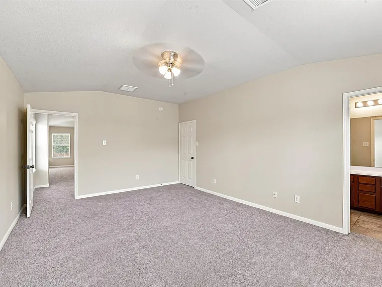 16726 Vivian Point Ln — Photo 36