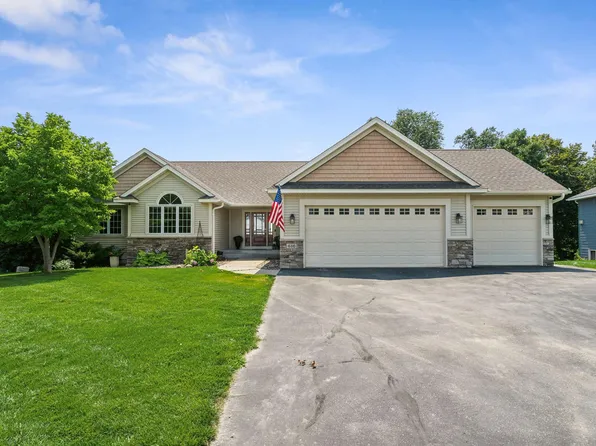 616 Overlook Dr, Buffalo, MN 55313