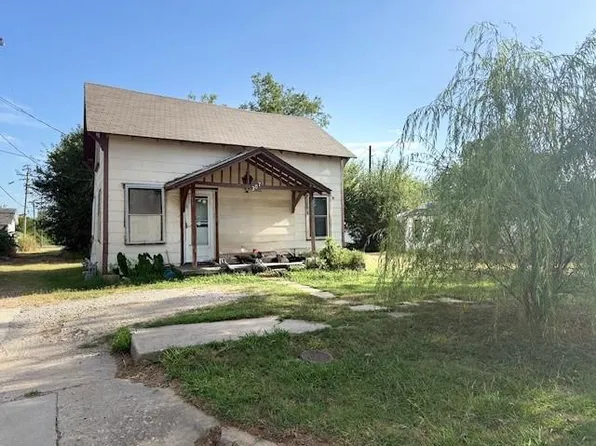 307 W Evans Ave, Seminole, OK 74868