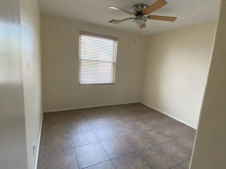 11425 W Pinehollow Dr — Photo 7