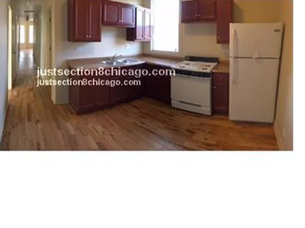 4824 W Adams St #3, Chicago, IL 60644