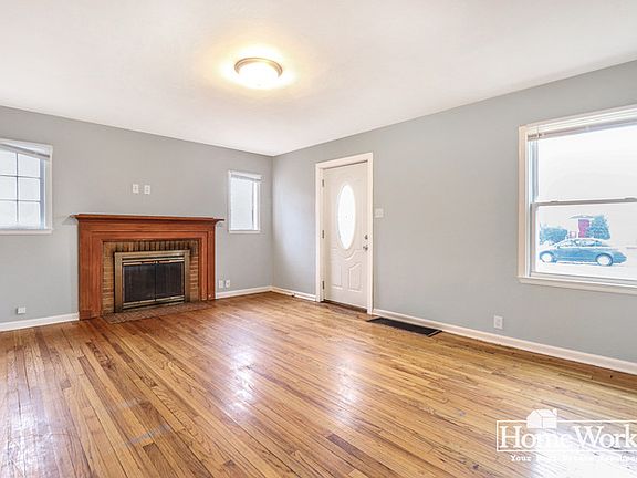 3rd image of 1407 Sorin St
