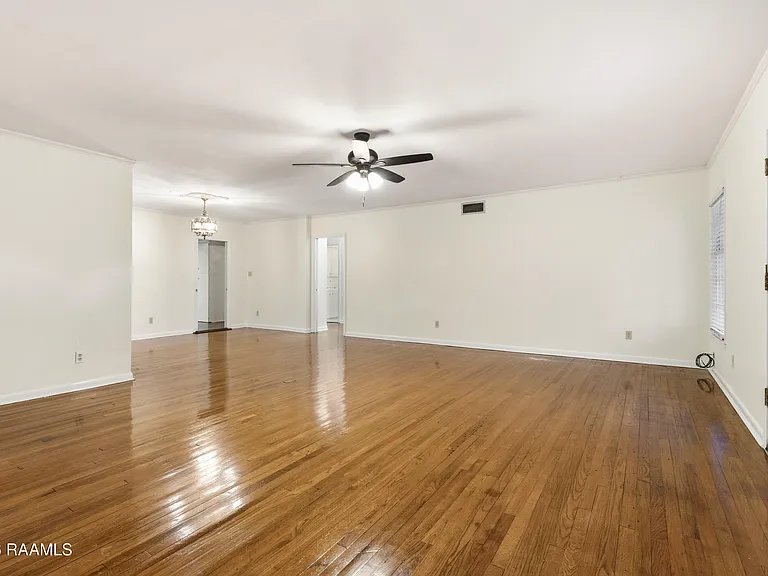 418 Marguerite Blvd — Photo 9