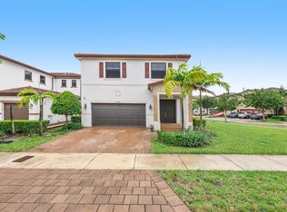 10644 W 35th Ln, Hialeah, FL 33018