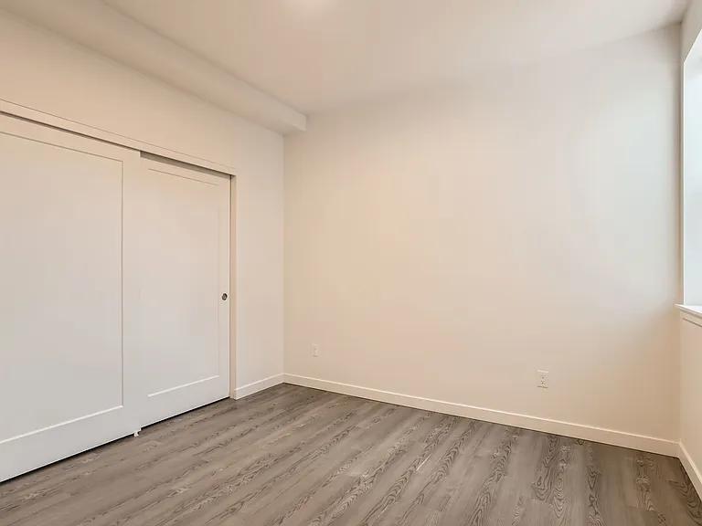 11 NE 55th Ave #306 — Photo 6