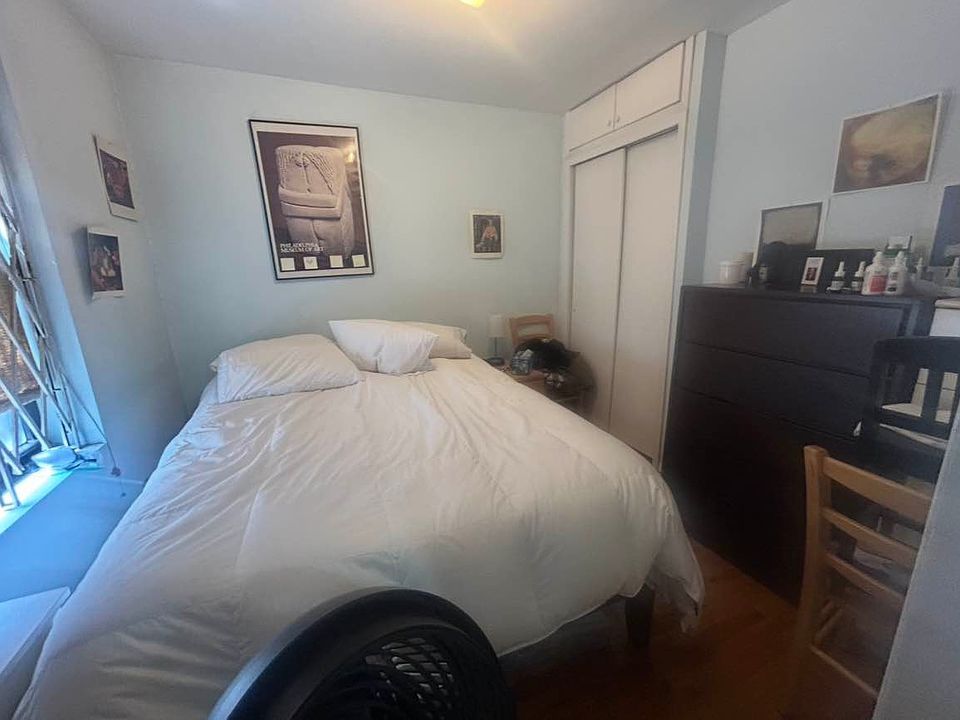 2nd image of 76 Horatio St #3B