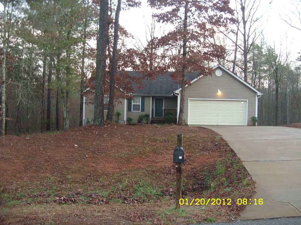 Street View of Front of Hous